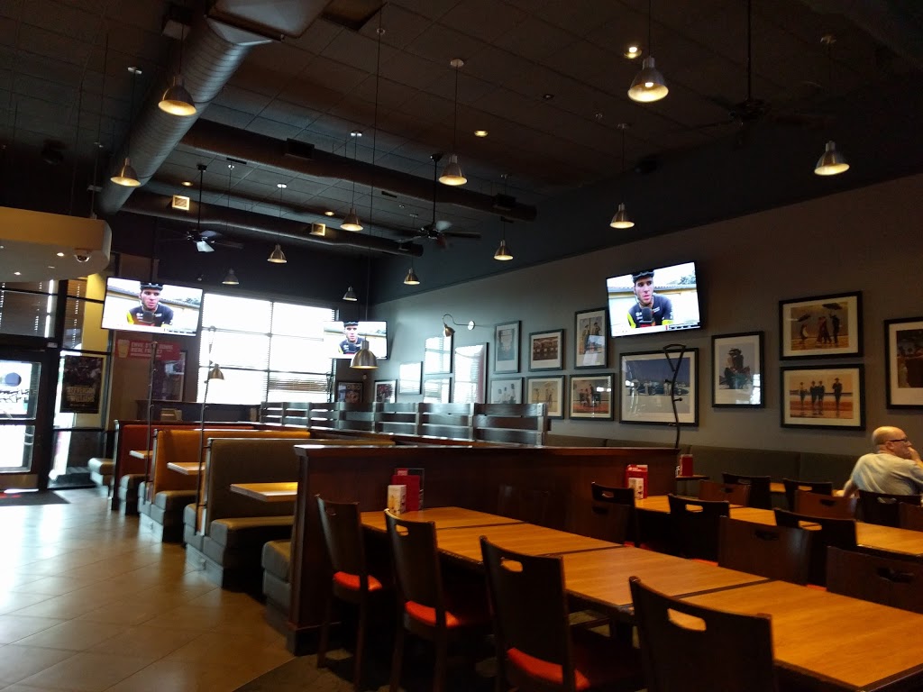 Boston Pizza | 4500 Boulevard des Gradins #400, Québec, QC G2J 1A6, Canada | Phone: (418) 623-3323