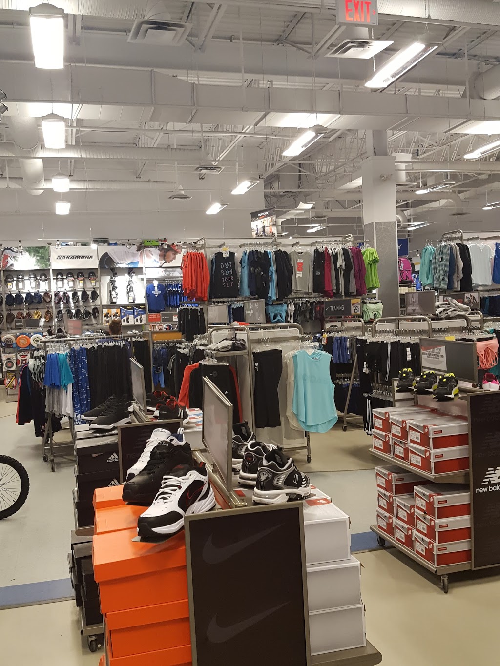 Sport Chek | 2441 King George Hwy #49, Miramichi, NB E1V 6W2, Canada | Phone: (506) 778-1010