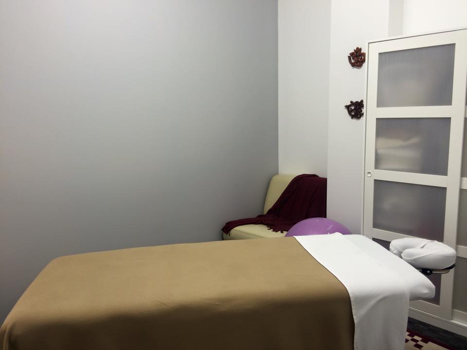 Clinique Sante & Physique | 4080 Boulevard des Sources suite #103, Dollard-des-Ormeaux, QC H9B 2C8, Canada | Phone: (514) 586-4441