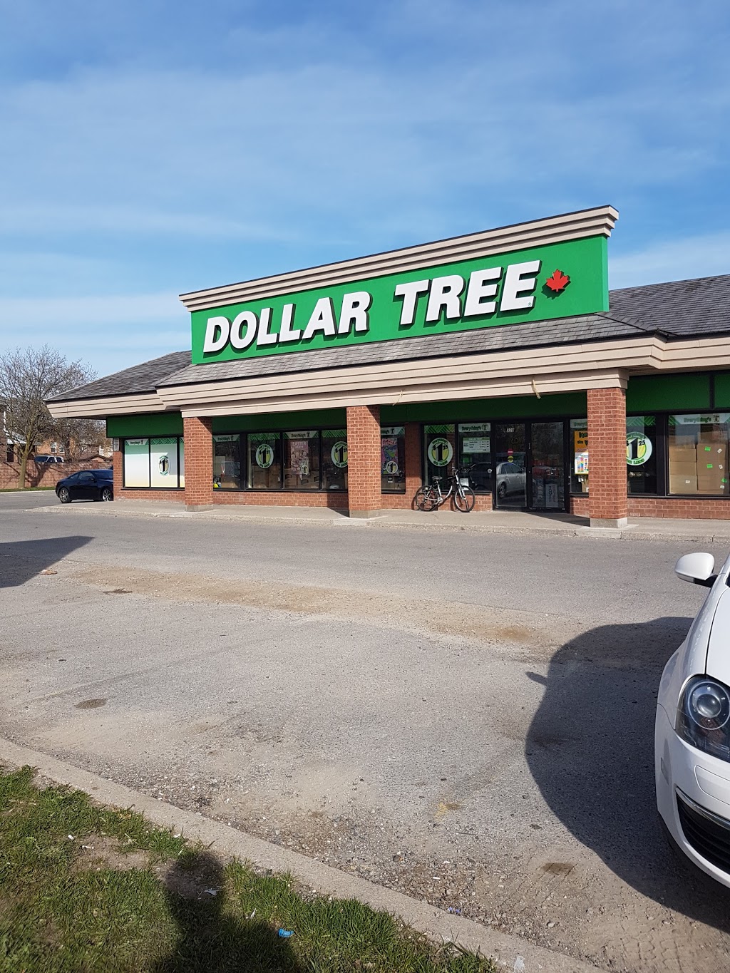 Dollar Tree | 320 Main St N Unit #1, Brampton, ON L6V 4A3, Canada | Phone: (905) 456-9449