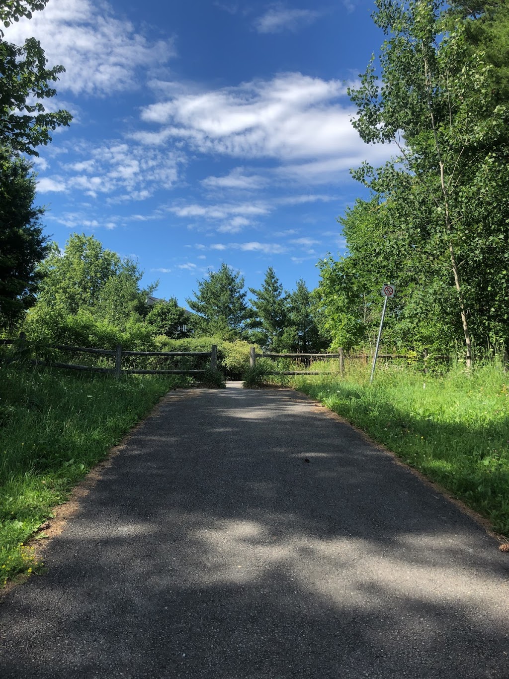 Cardinal Creek Karst Path | 1056 Watters Rd, Orléans, ON K4A 3P9, Canada