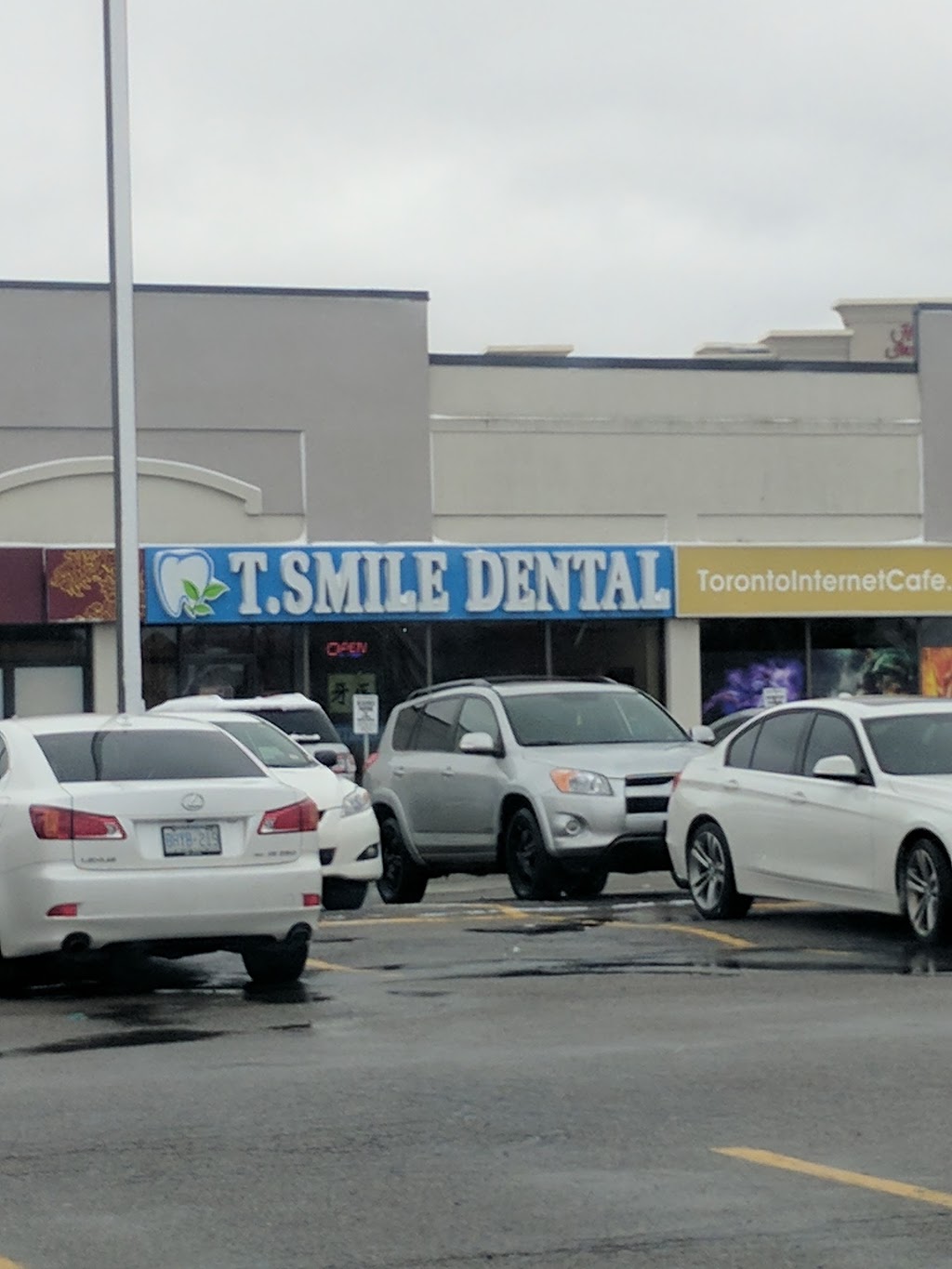 T.Smile Dental Centre | 8261 Woodbine Ave Unit 7, Markham, ON L3R 8Z5, Canada | Phone: (905) 604-5788