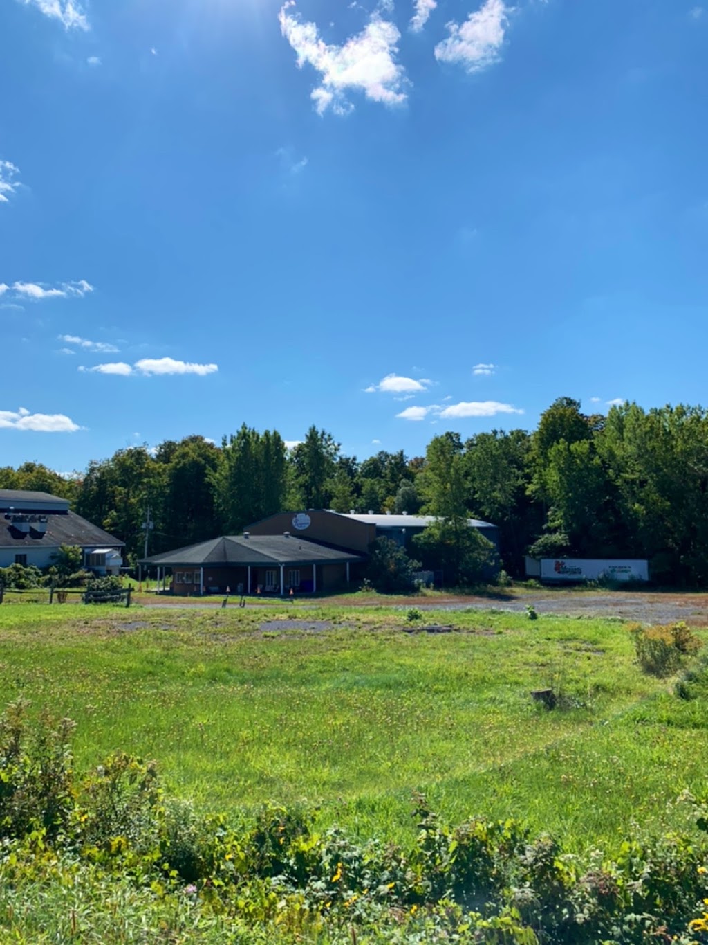 Les Quatre Feuilles | 360 Rang de la Montagne, Rougemont, QC J0L 1M0, Canada | Phone: (450) 469-3888