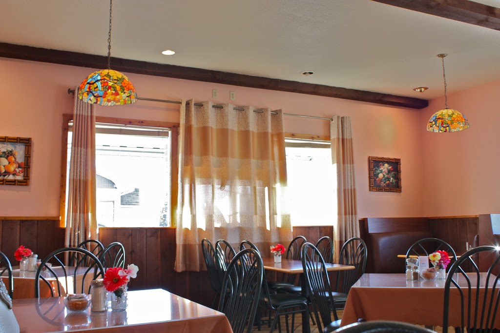 Golden Wheel Restaurant | 6725 Trans-Canada Hwy, Peterborough, ON K9J 6Z9, Canada | Phone: (705) 749-6838