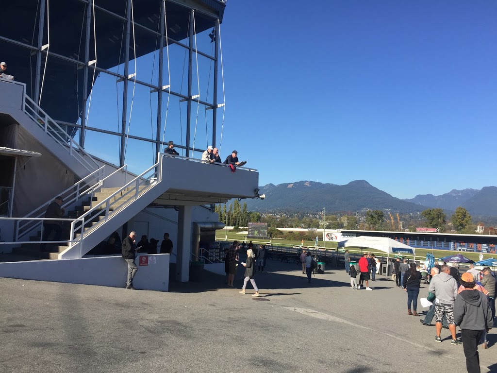 Paddock Grill | Hastings-Sunrise, Vancouver, BC V5K, Canada