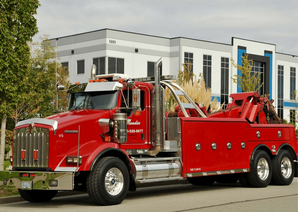 Mundies Towing & Recovery Vancouver | 1385 East Kent Ave N, Vancouver, BC V5X 4T6, Canada | Phone: (604) 295-8638