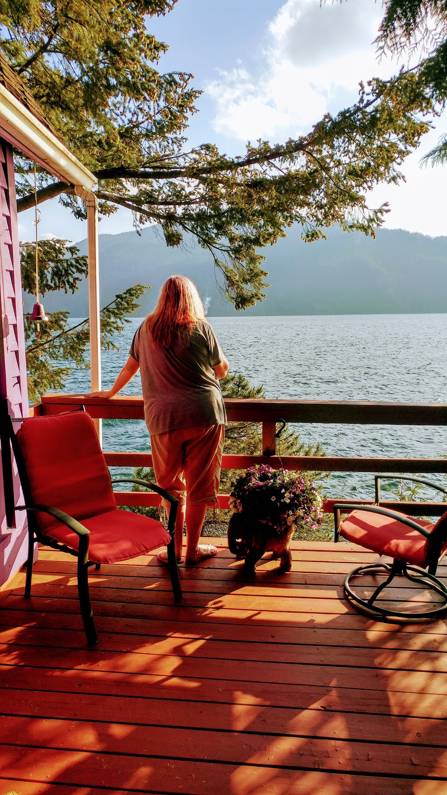 Harrison Hot Springs Marina | 102 Rockwell Dr, Harrison Hot Springs, BC V0M 1K0, Canada | Phone: (604) 796-8623