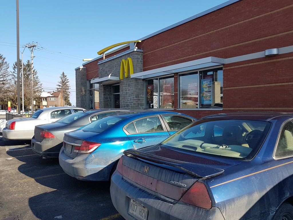 McDonalds | 2170 Montreal Rd, Ottawa, ON K1J 1G4, Canada | Phone: (613) 741-8578