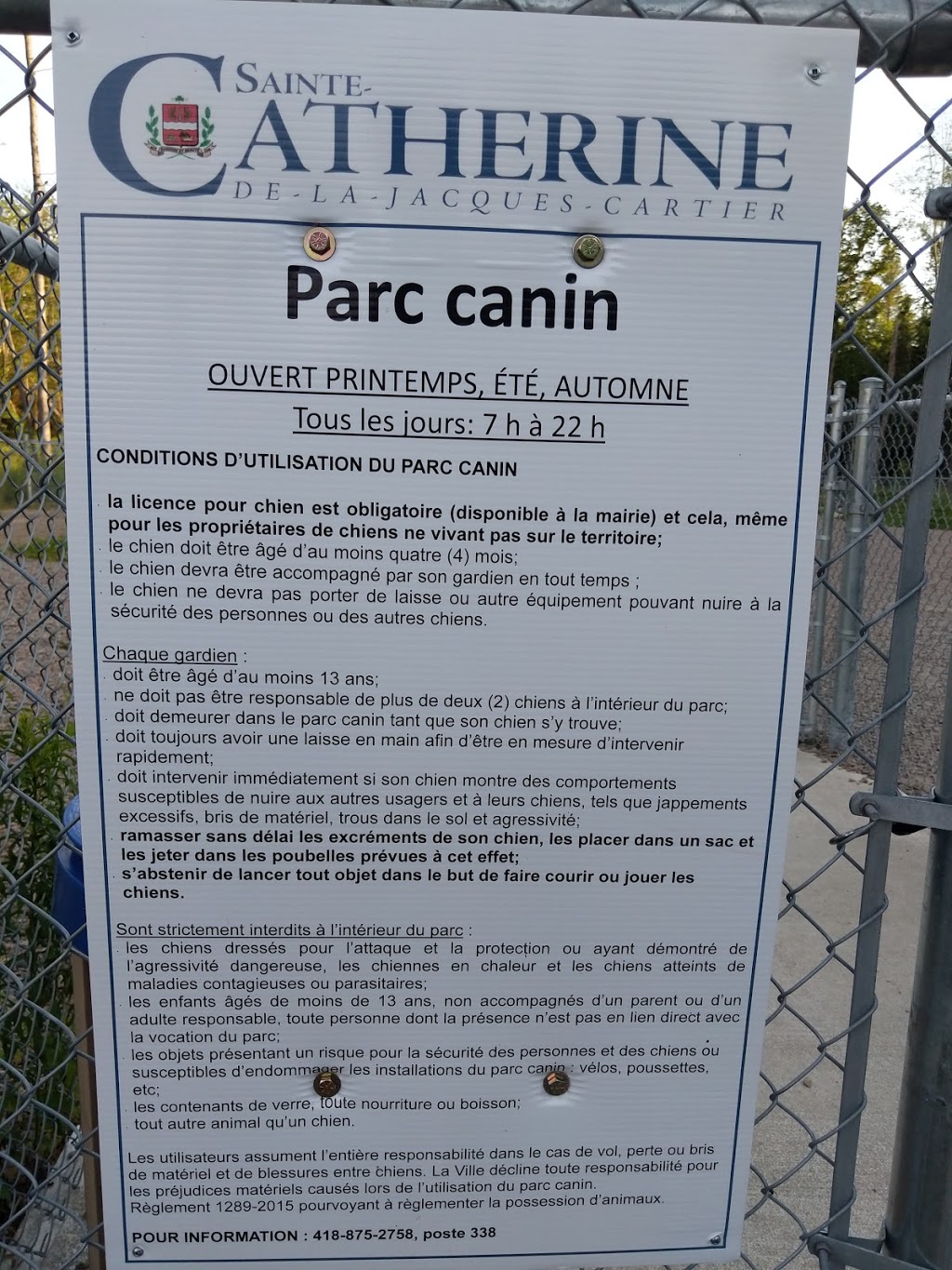 parc canin | Sainte-Catherine-de-la-Jacques-Cartier, QC G3N 0V5, Canada