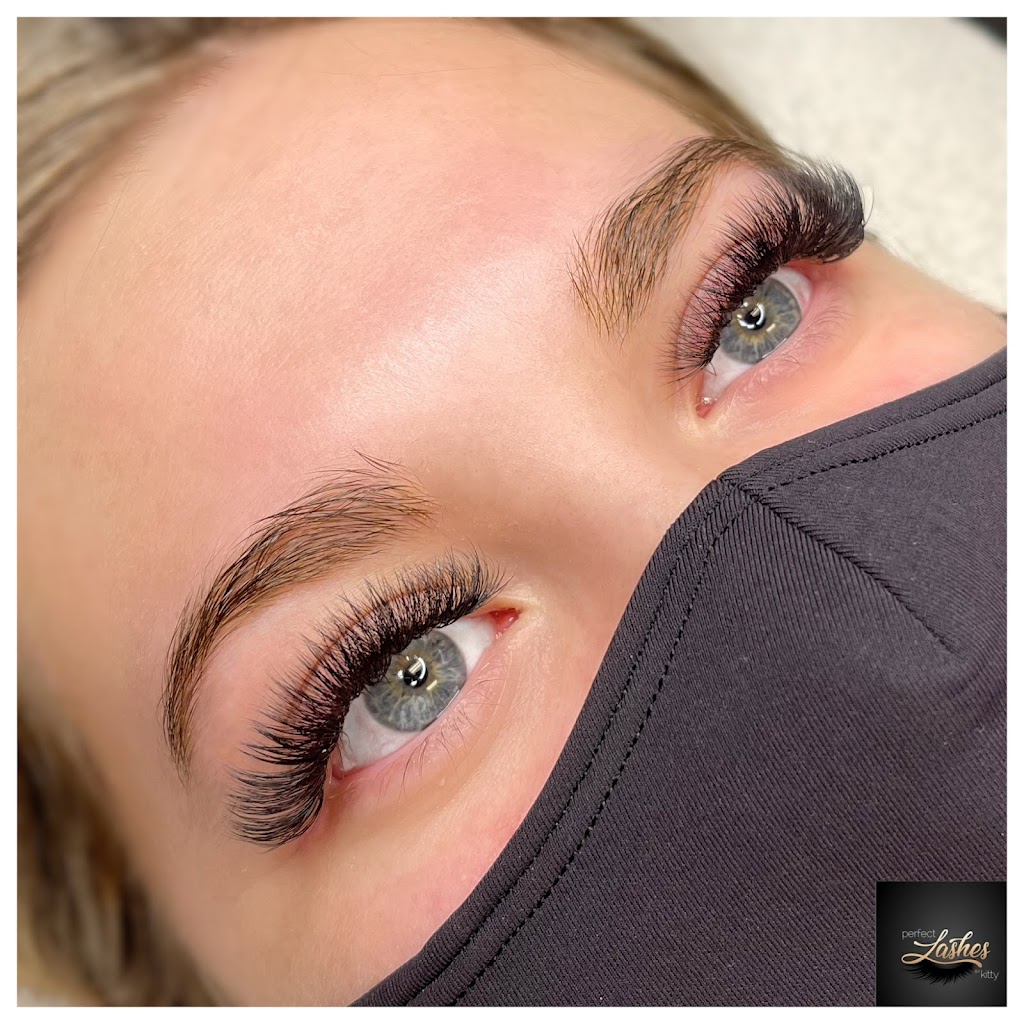 Perfect Lashes | 9701 Menzies St, Chilliwack, BC V2P 5Z6, Canada | Phone: (604) 792-0875