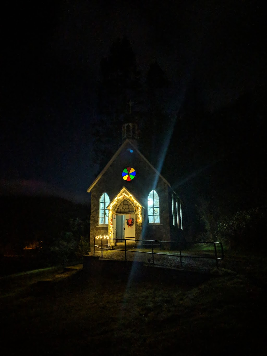 St. Pauls Catholic Church, Saltspring Island | 2719 Fulford-Ganges Rd #2801, Salt Spring Island, BC V8K 1Z3, Canada | Phone: (250) 537-2150