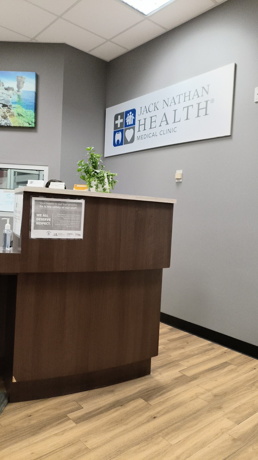 Walk-In Clinic at Walmart Courtenay by Jack Nathan Health | 3199 Cliffe Ave, Courtenay, BC V9N 7S7, Canada | Phone: (250) 334-1512