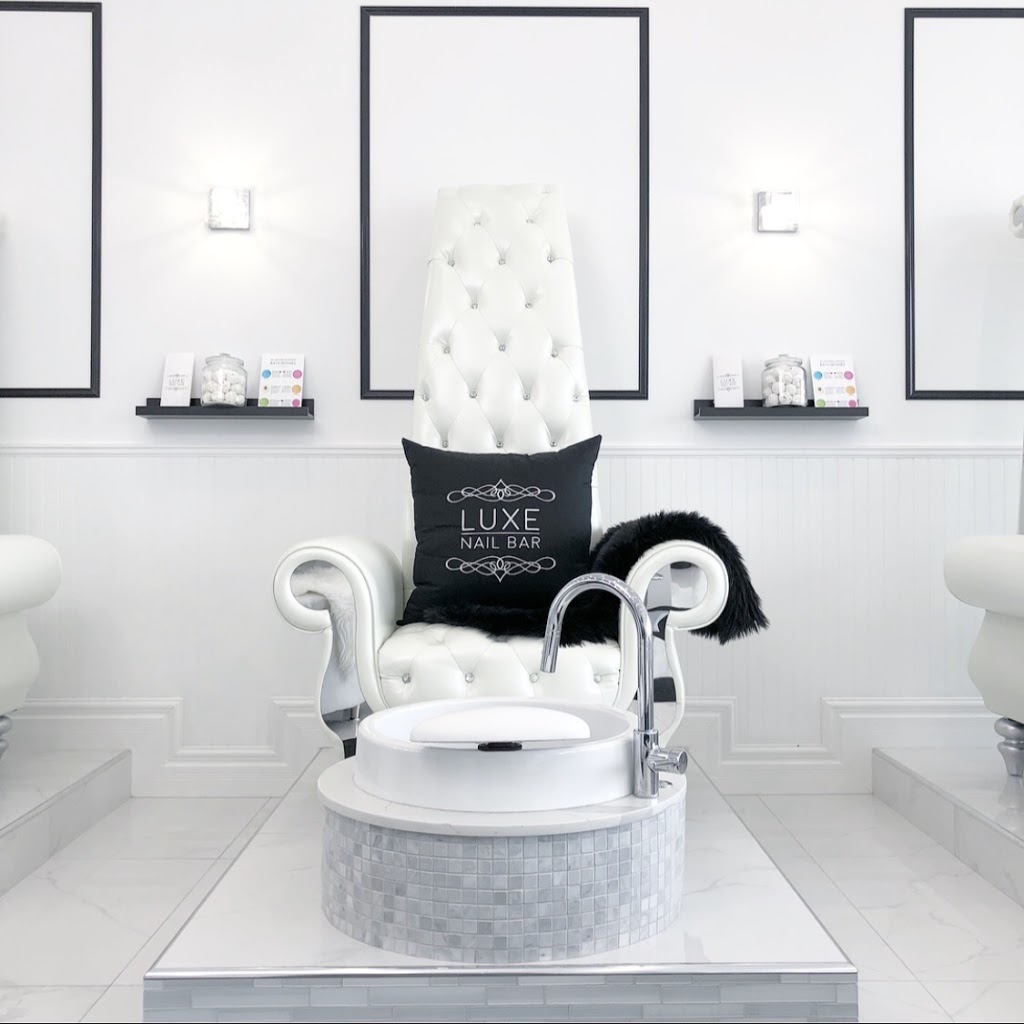 LUXE Nail Bar | 125 Seabrook Dr unit f, Kitchener, ON N2R 0L4, Canada | Phone: (519) 894-1010