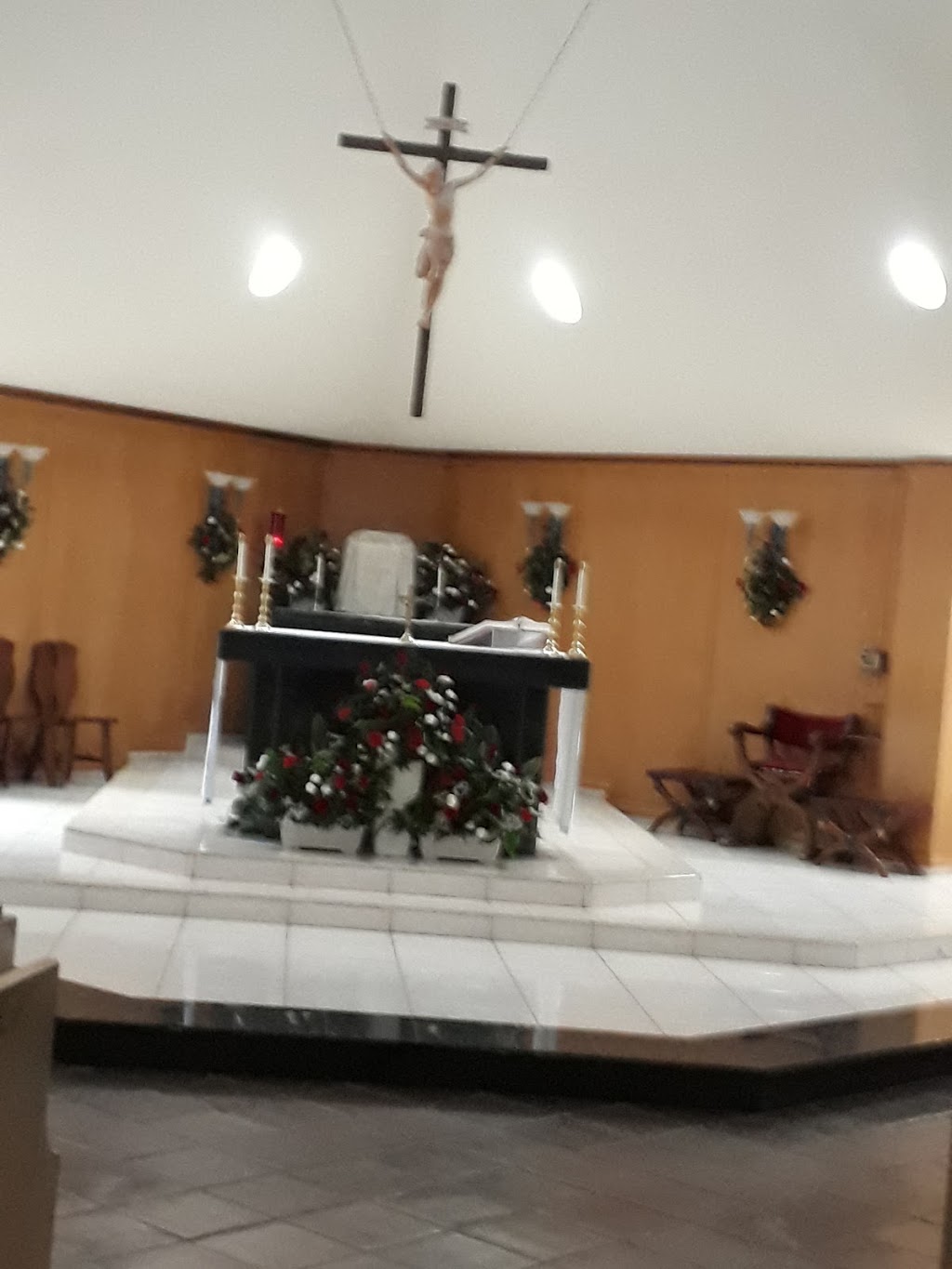 St Anns Catholic Church | 33333 Mayfair Ave, Abbotsford, BC V2S 3H7, Canada | Phone: (604) 852-5602