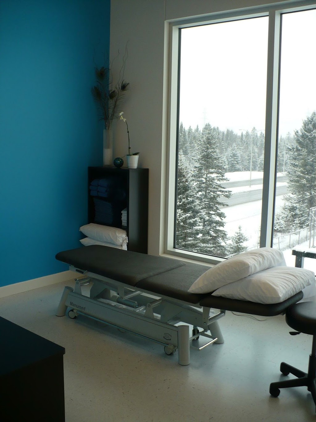 Axo Physio Val-Bélair | 1930 Rue de lInterlude #302, Québec, QC G3K 0R6, Canada | Phone: (418) 843-5555