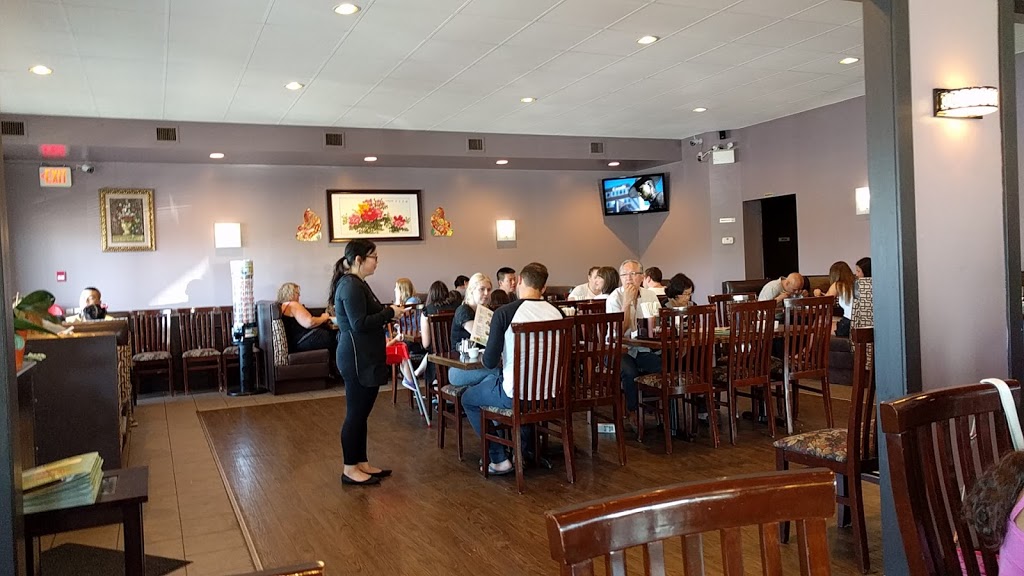 Pho Hoan Pasteur | 9621 167 Ave NW, Edmonton, AB T5Z 3S3, Canada | Phone: (780) 476-1116