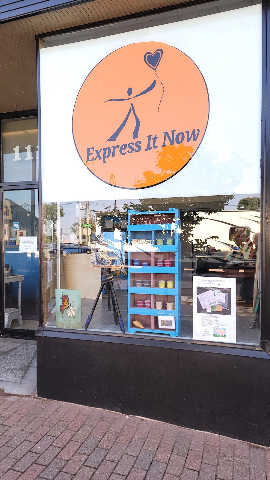 Express It Now | 111 Victoria St E, Amherst, NS B4H 1X9, Canada | Phone: (902) 669-0469