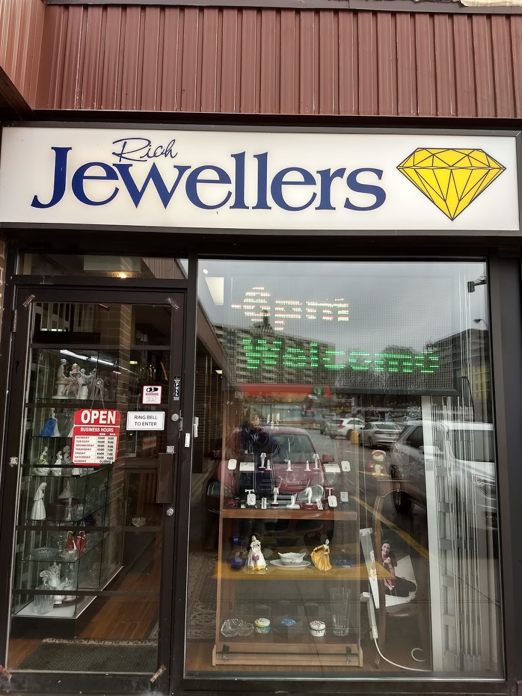 Richview Jewellers | 250 Wincott Drive, Etobicoke, ON M9R 2R5, Canada | Phone: (416) 248-2995