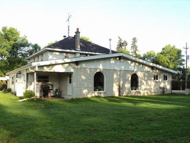 Caseys Fish Huts on Lake Simcoe | 81 Clovelly Cove, Cannington, ON L0E 1E0, Canada | Phone: (705) 437-1560