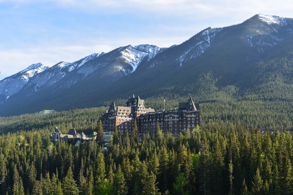 The Quest Gallery | Fairmont Banff Springs, 405 Spray Ave, Banff, AB T1L 1J4, Canada | Phone: (403) 762-4422