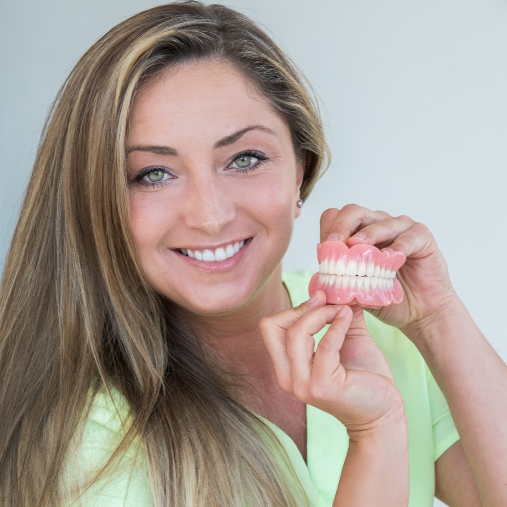 Denture Clinic Edyta Foltyn | 20 Polonia Ave #103, Brampton, ON L6Y 0K7, Canada | Phone: (647) 979-4909