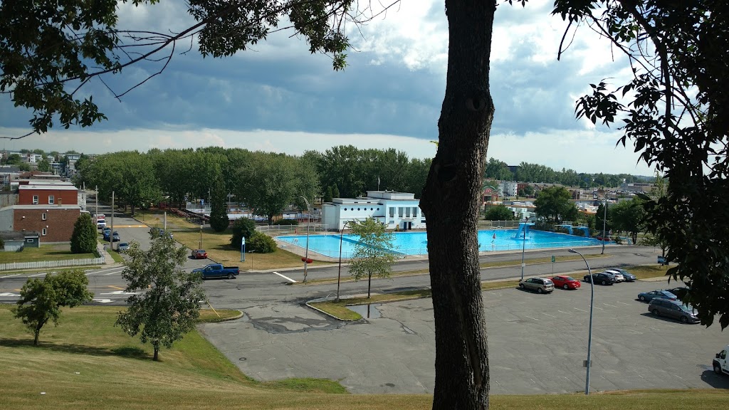 Piscine publique | Shawinigan, QC G9N, Canada | Phone: (819) 536-7200