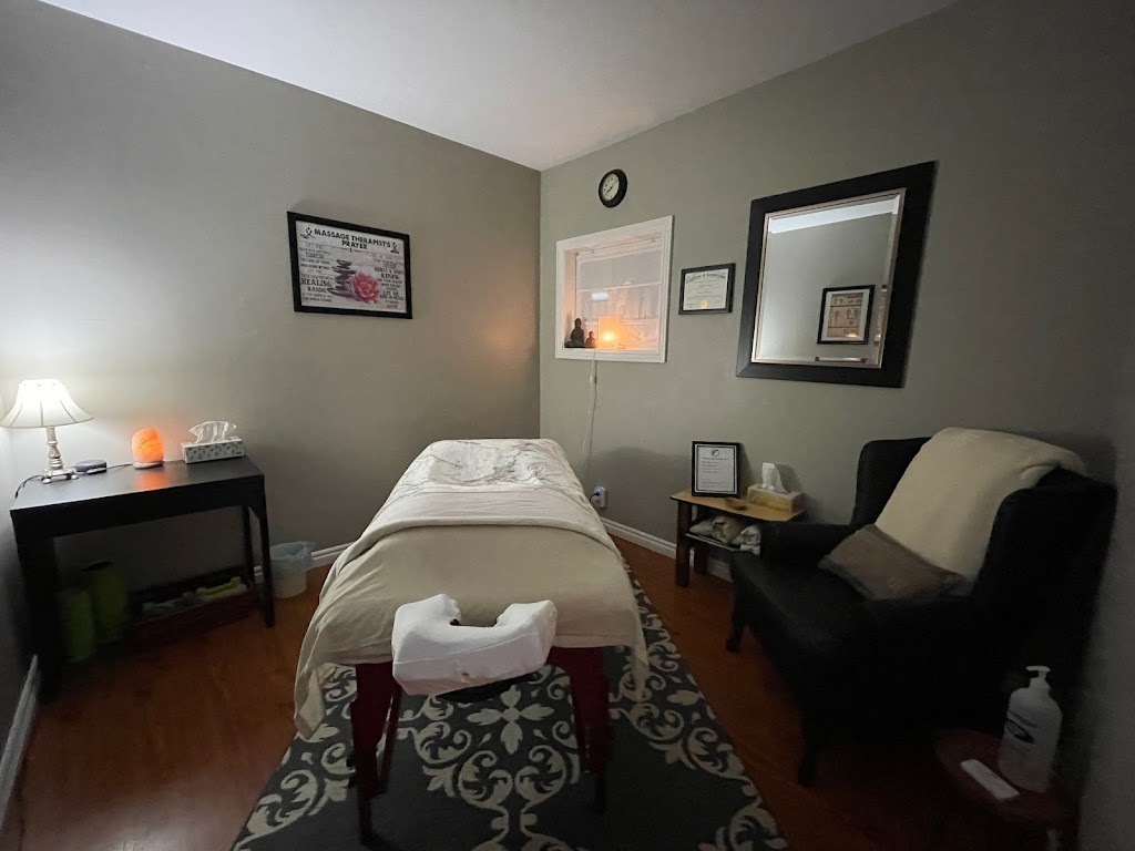 Magnolia Sun Spa | Side Entrance, 129 Plaunt St S Unit 1, Renfrew, ON K7V 1M5, Canada | Phone: (613) 433-3727