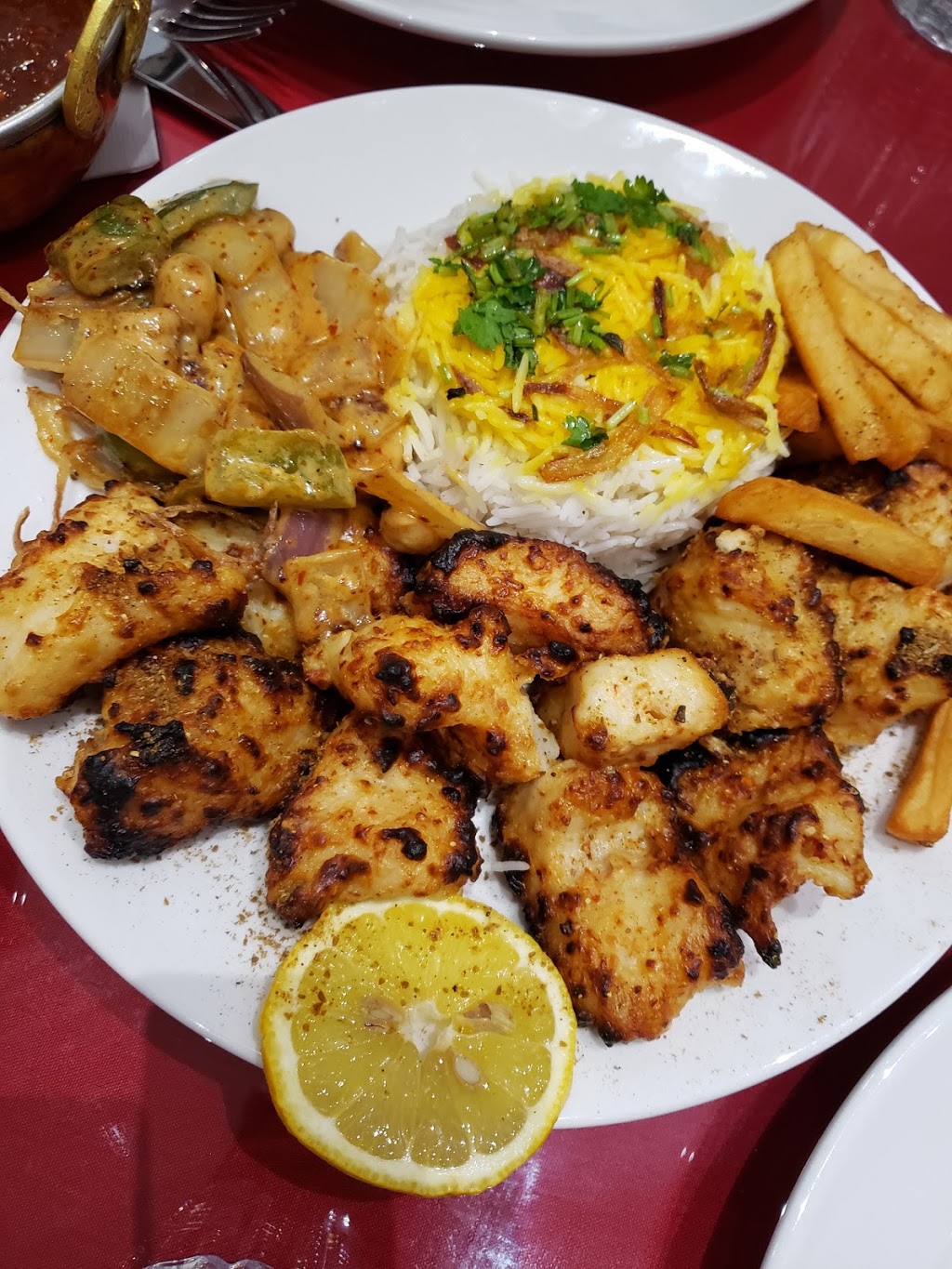 Spice village | 4690 Boulevard des Sources, Dollard-des-Ormeaux, QC H8Y 3C4, Canada | Phone: (514) 683-4878