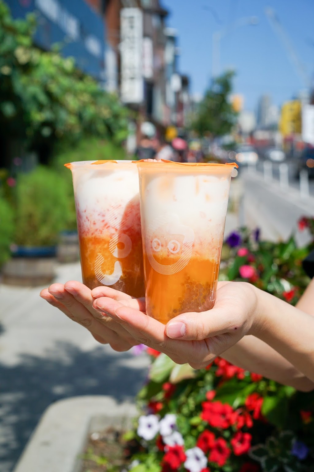 CoCo Fresh Tea & Juice | 344 Glendale Ave Unit B7, St. Catharines, ON L2T 4E3, Canada | Phone: (905) 680-2112