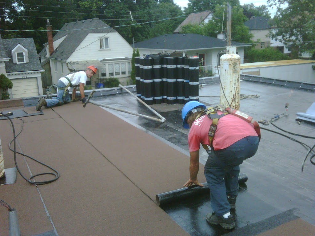 Jackson Roofing & Son Contracting Inc. | 332 Johnson Rd, Brantford, ON N3T 5M1, Canada | Phone: (905) 575-7096