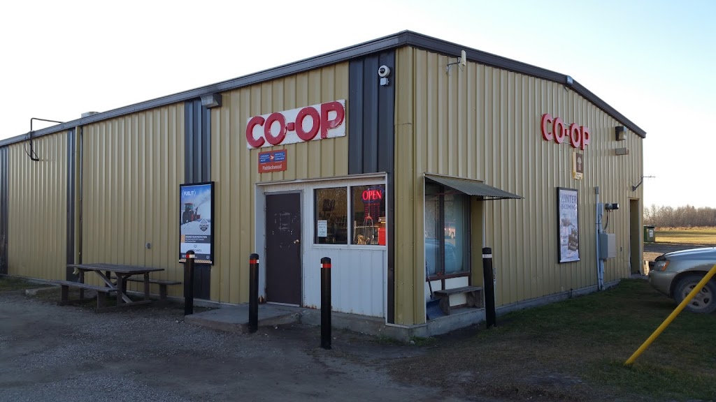 Lake Country Co-op Food Store @ Paddockwood | 1 Railway Ave, Paddockwood, SK S0J 1Z0, Canada | Phone: (306) 989-2131