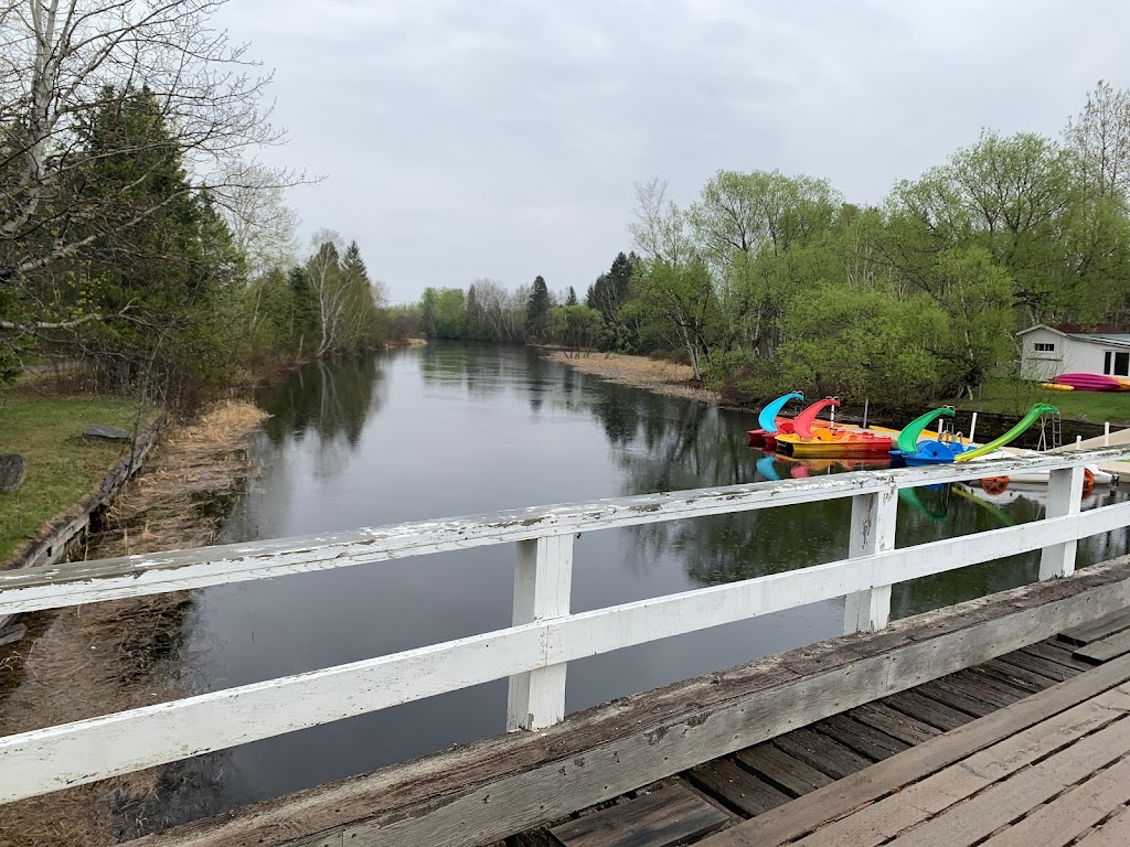 Domaine des Trois Îles | 580 Bd du Sacré Coeur, Saint-Félicien, QC G8K 1T5, Canada | Phone: (418) 515-4537