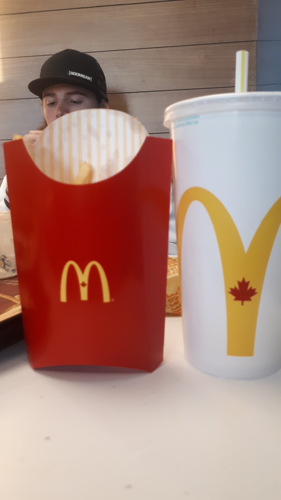 McDonalds | 269 Caradoc St S, Strathroy, ON N7G 2P3, Canada | Phone: (519) 245-3821