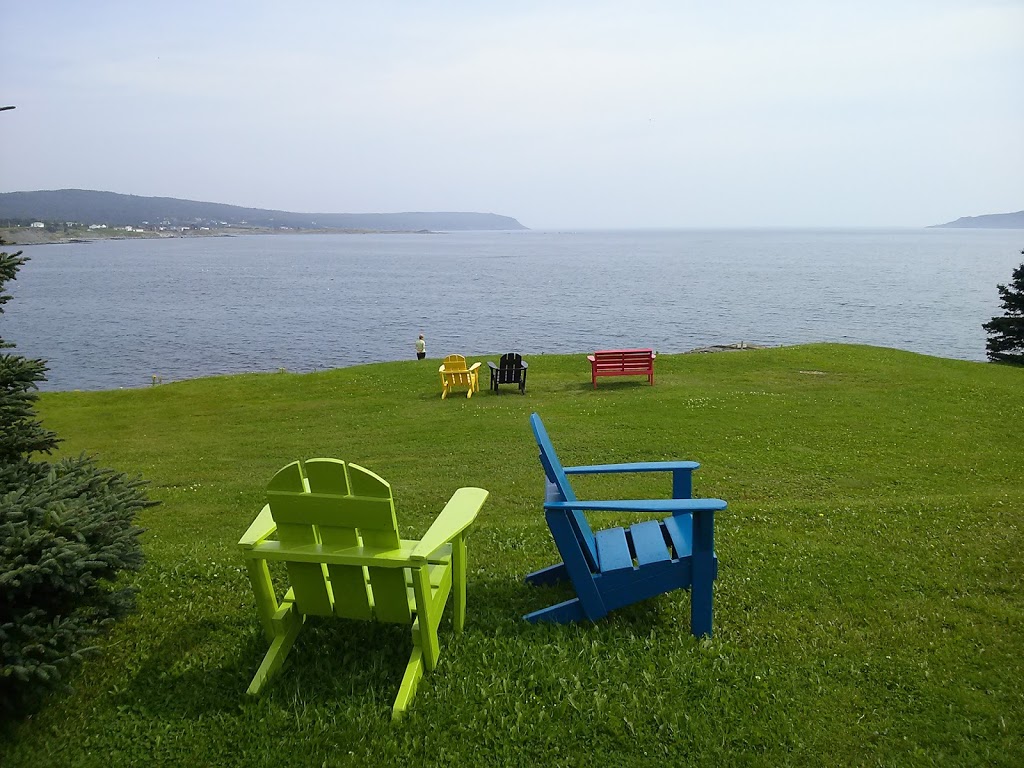 Elaines B & B By the Sea | 30 Lower Loop Rd, Witless Bay, NL A0A 4K0, Canada | Phone: (709) 334-2722