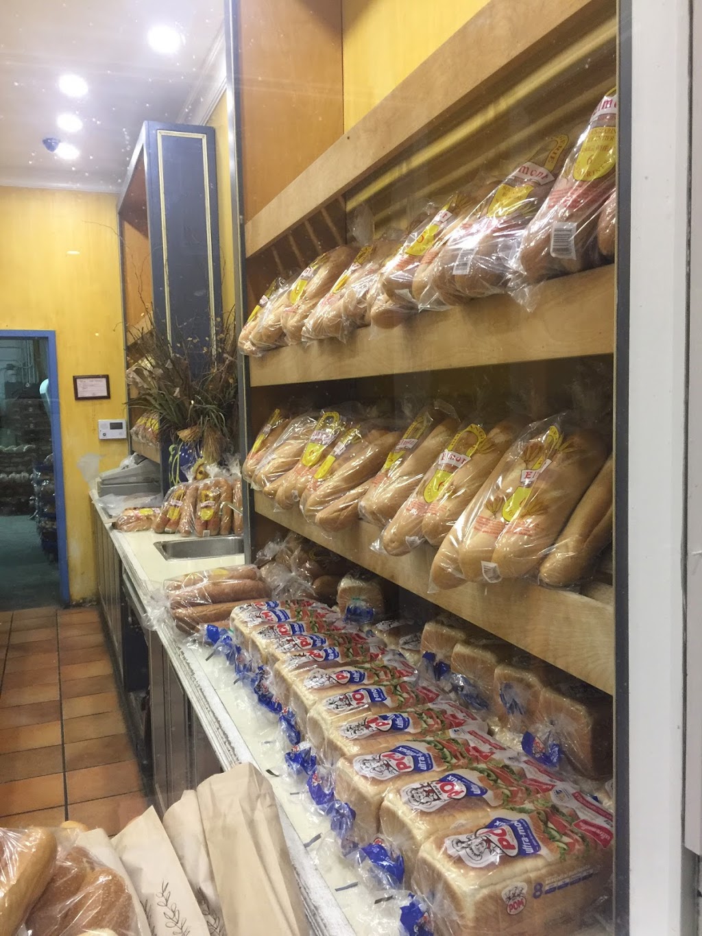 Elmont Bakeries | 8275 Rue Durocher, Montréal, QC H3N 2A8, Canada | Phone: (514) 273-5177