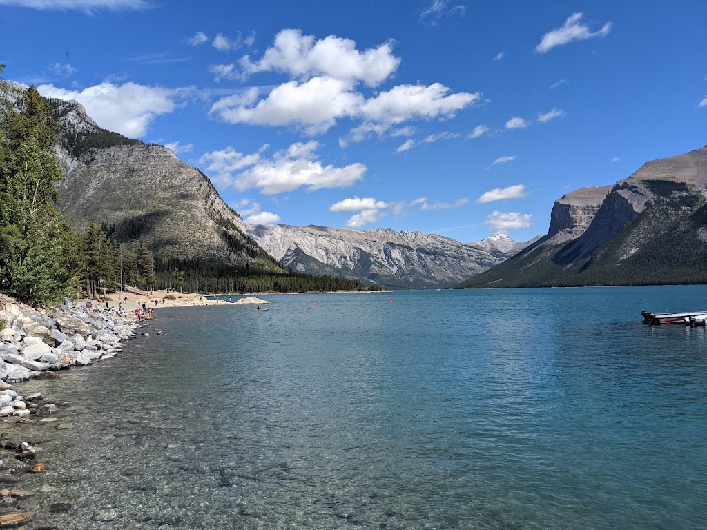 Lake Minnewanka Cruise | Lake Minnewanka Scenic Dr, Alberta T1L 1A1, Canada | Phone: (866) 474-4766