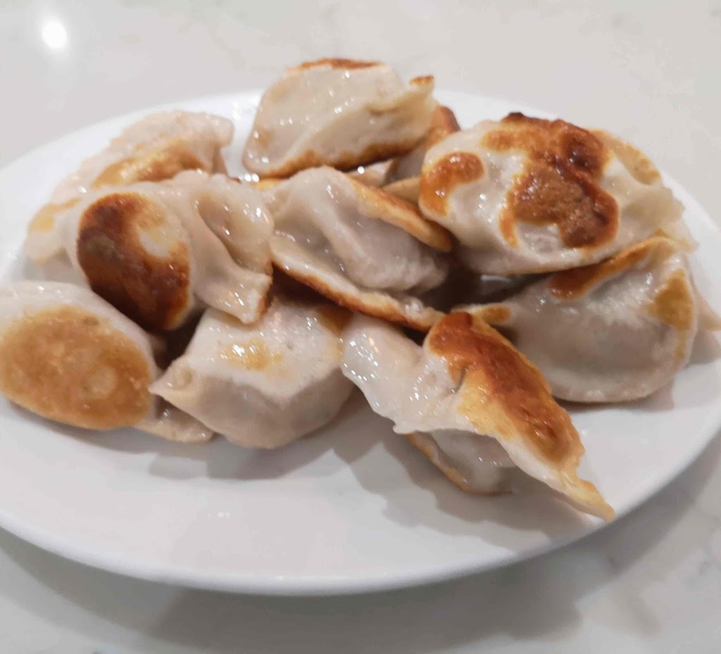 Dumpling Restaurant 饺子庄 | 4385 Sheppard Ave E Unit 2 & 3, Scarborough, ON M1S 1T8, Canada | Phone: (416) 293-8321