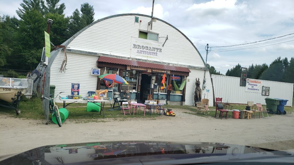 Le coin des découvertes ( brocante / friperie ) | 159 QC-321, Chénéville, QC J0V 1E0, Canada | Phone: (819) 983-8032