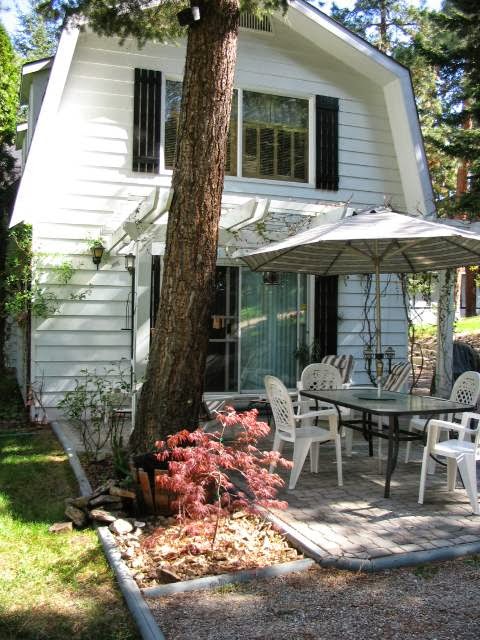 Okanagan Lakeview B & B | 16550 Barkley Rd, Lake Country, BC V4V 1B5, Canada | Phone: (250) 766-2836