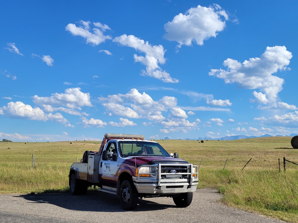 Front Line Towing & Recovery Ltd | 720 12 St, Fort Macleod, AB T0L 0Z0, Canada | Phone: (403) 553-0069