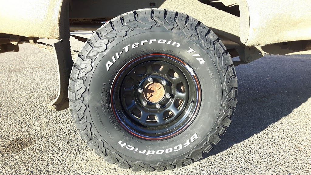 Kal Tire | 4103 49 St, Wetaskiwin, AB T9A 1G8, Canada | Phone: (780) 352-6057