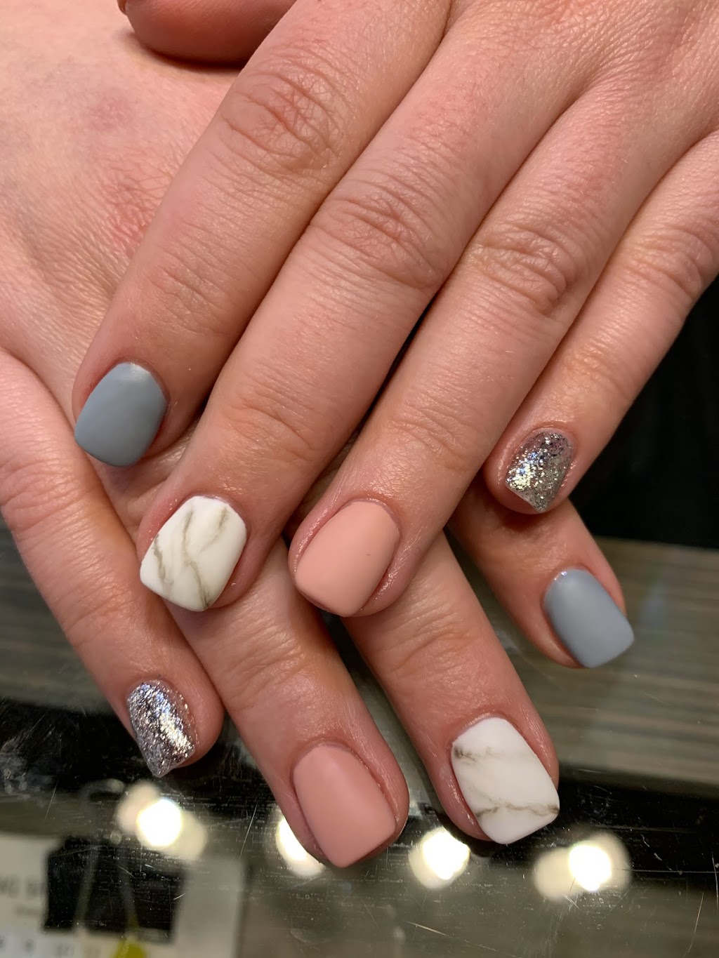 B-Glamour Nails & Spa Emerald Hill | 300 Amberley Way #120, Sherwood Park, AB T8H 0W6, Canada | Phone: (780) 570-1777