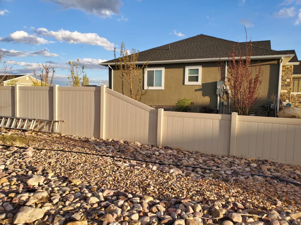 Future Fence Ltd | 240059 Frontier Cres Unit 16, Calgary, AB T1X 0W3, Canada | Phone: (403) 701-6730