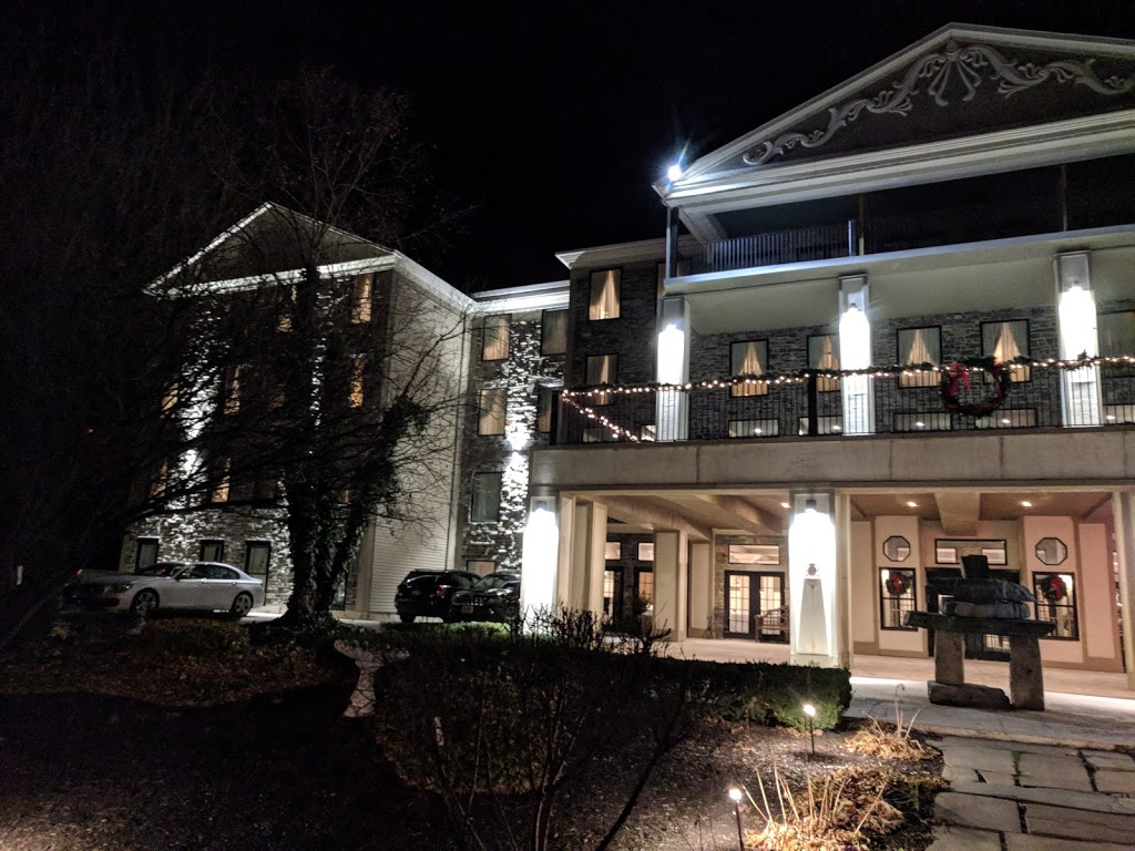 Niagara Crossing Hotel & Spa | 100 Center St, Lewiston, NY 14092, USA | Phone: (716) 754-9070