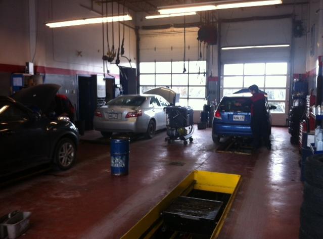 Pro Oil Change | 500 Eagleson Rd #10, Kanata, ON K2M 1H4, Canada | Phone: (613) 599-6095