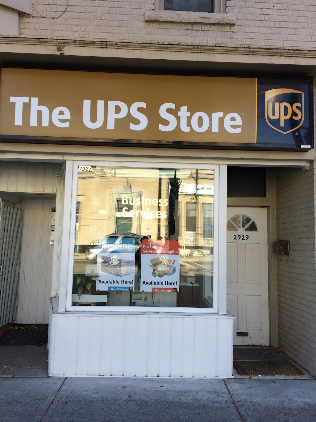 The UPS Store | 2927 Lake Shore Blvd W, Etobicoke, ON M8V 1J3, Canada | Phone: (416) 916-8873