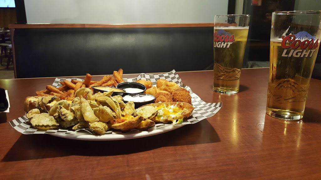 Neebing Roadhouse | 2121 Hwy 61, Thunder Bay, ON P7J 1G4, Canada | Phone: (807) 475-3544