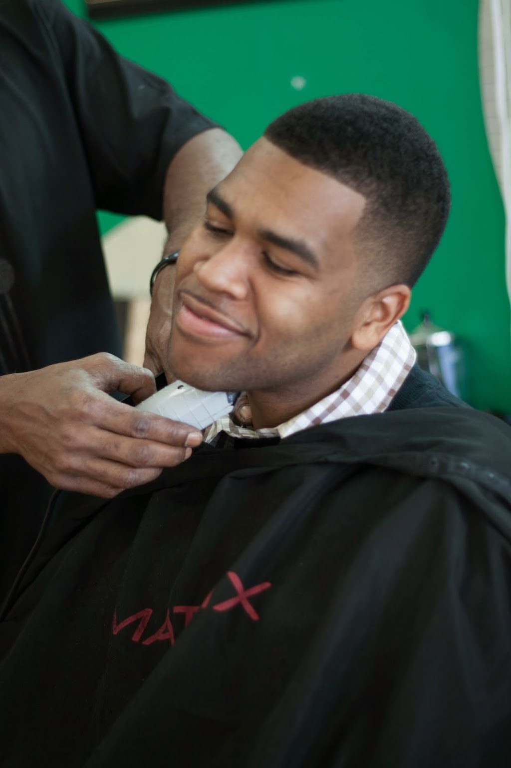 Kolors Barbershop & Custom Tees | 1759 Keele St, York, ON M6M 3W9, Canada | Phone: (647) 408-7369