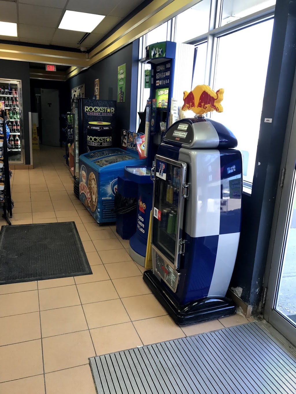 Ultramar | 2749 Laurier St, Rockland, ON K4K 1A3, Canada | Phone: (613) 446-1601