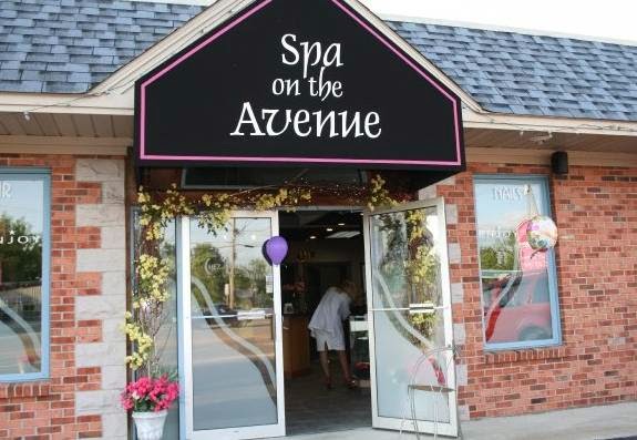 Chez Lorraine Hair Salon | 4522 Broadway, Depew, NY 14043, USA | Phone: (716) 651-0222